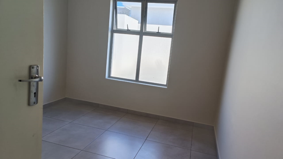 3 Bedroom Property for Sale in Parklands North Western Cape